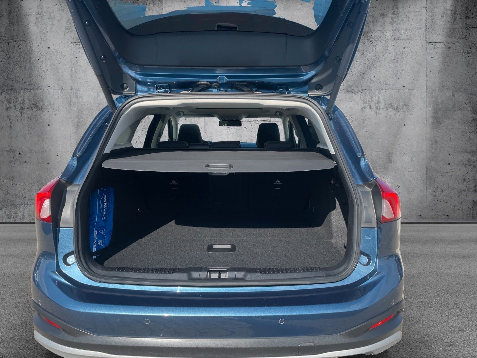 Fahrzeugabbildung Ford Focus Turnier Active Vignale