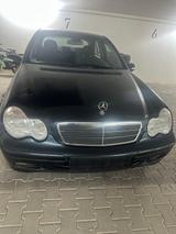 Mercedes-Benz Mercedes Benz c240 v6 elegante - Mercedes-Benz C 240: Limousine