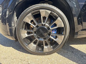 BMW XM Label Gestiksteuerung M Drivers P. HK HiFi