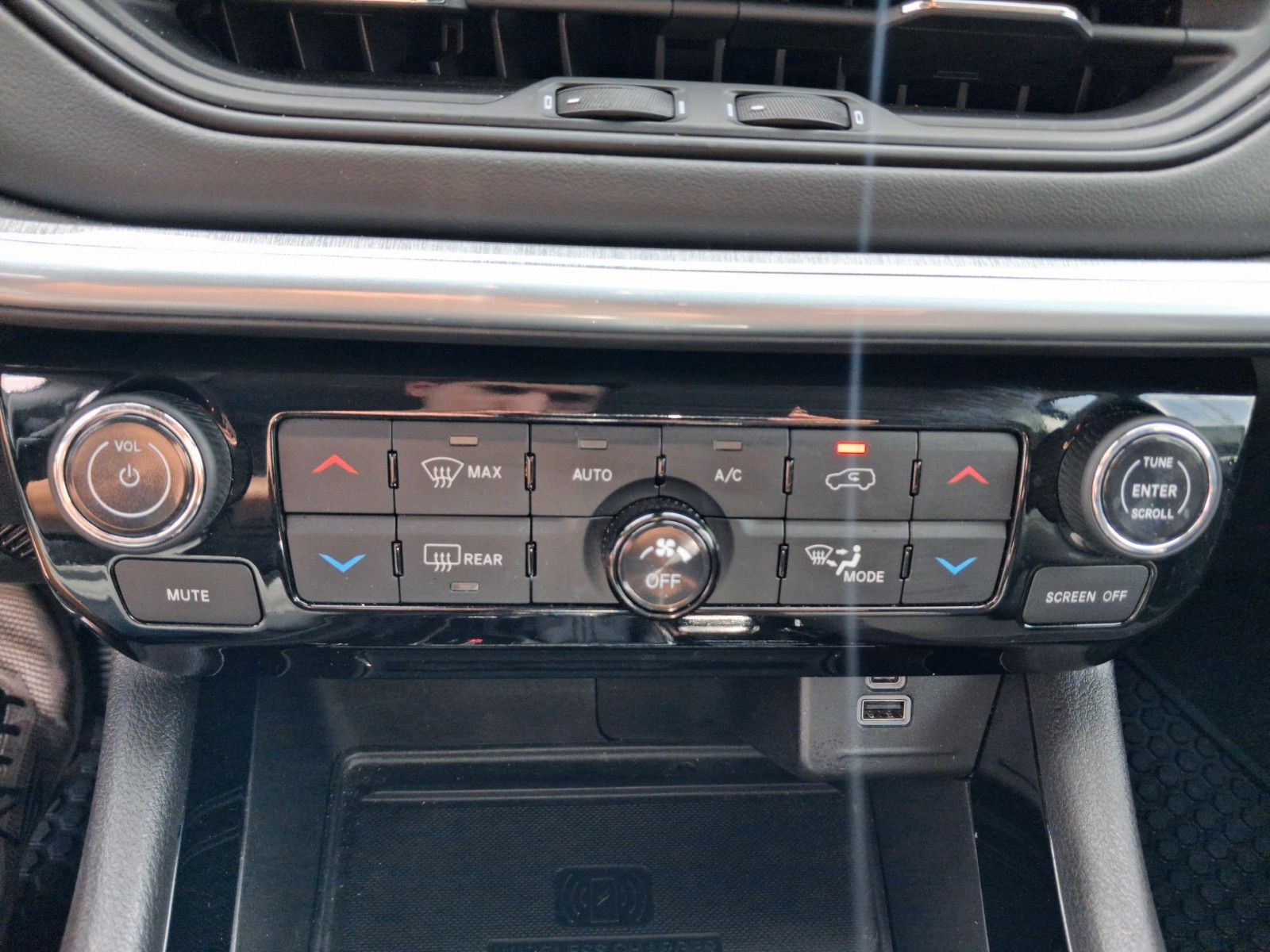 Fahrzeugabbildung Jeep Compass S Plug-In Hybrid 4WD Leder