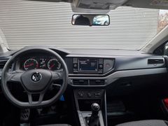 Fahrzeugabbildung Volkswagen Polo 1.0 Trendline PDC SHZ DAB+ KLIMA