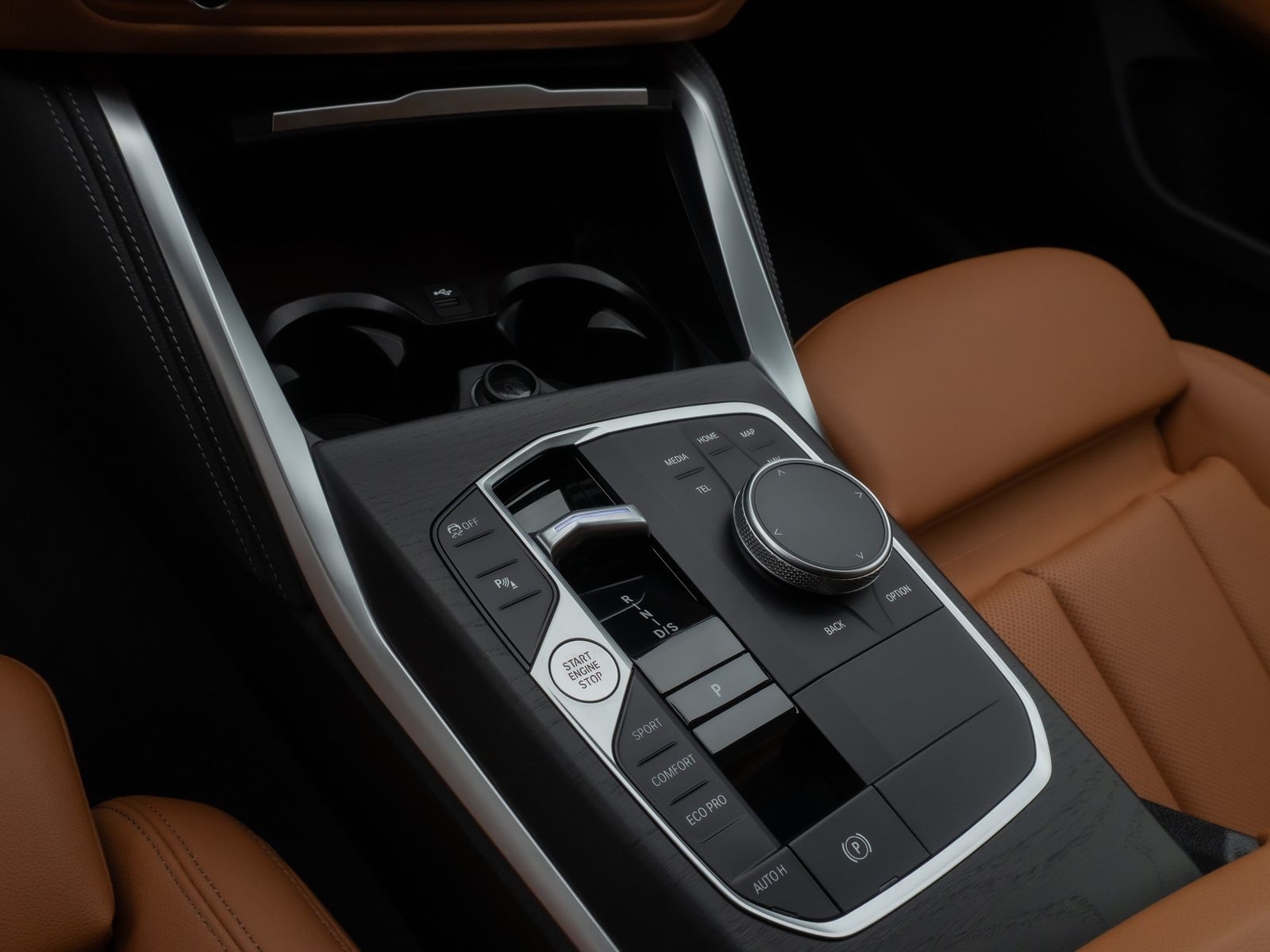 Fahrzeugabbildung BMW M440i xD Gran Coupé Laser Kamera HUD DAB H/K AHK