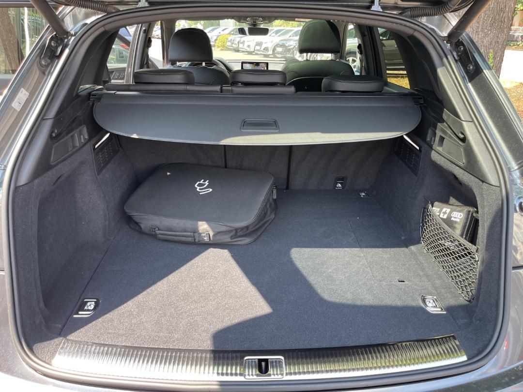 Fahrzeugabbildung Audi Q5 2.0 TFSI e 55 e quattro sport 360,HUD,Kamera