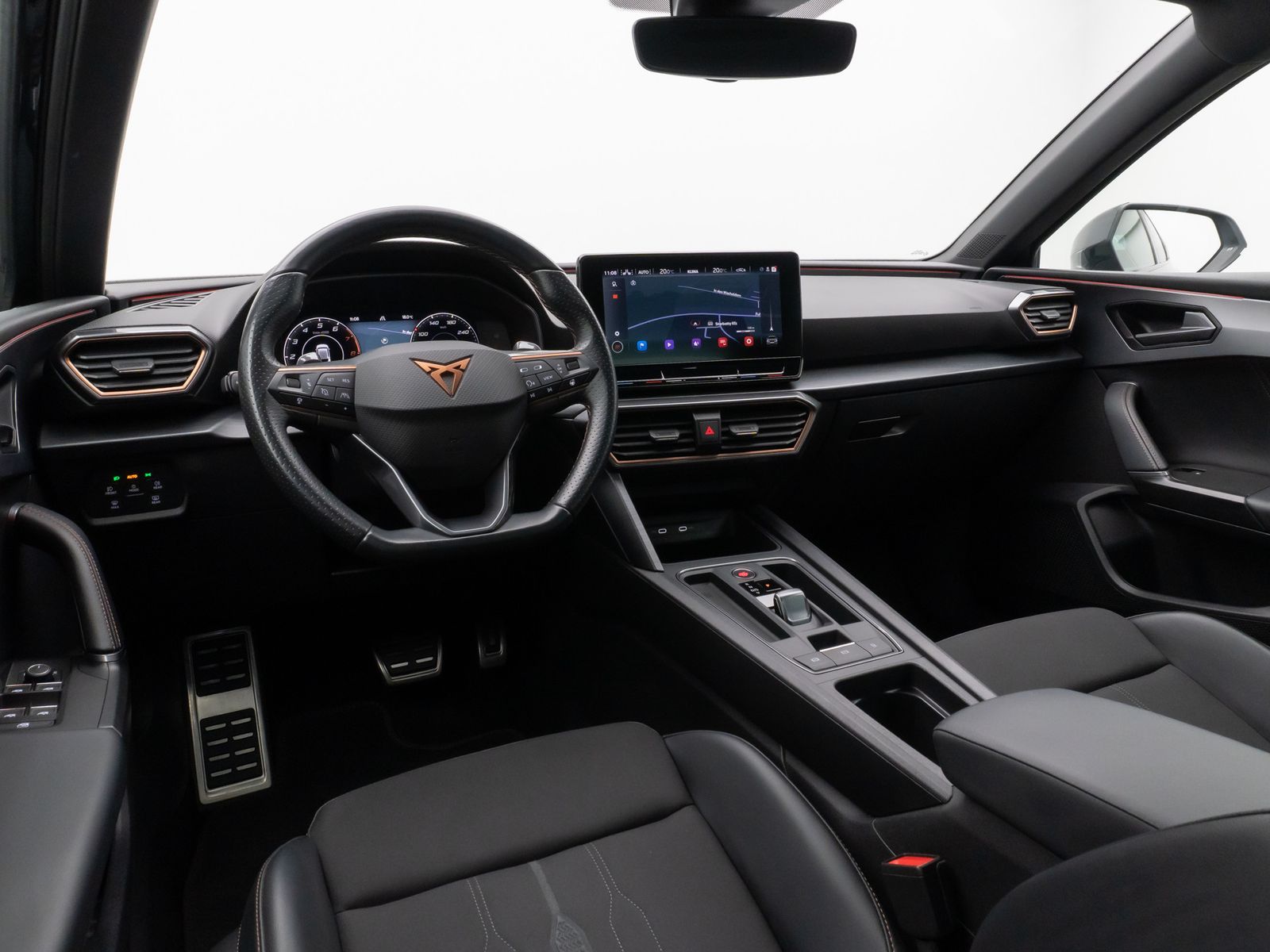 Fahrzeugabbildung CUPRA Leon DAB Kamera Lenkrhzg ACC LED Sport