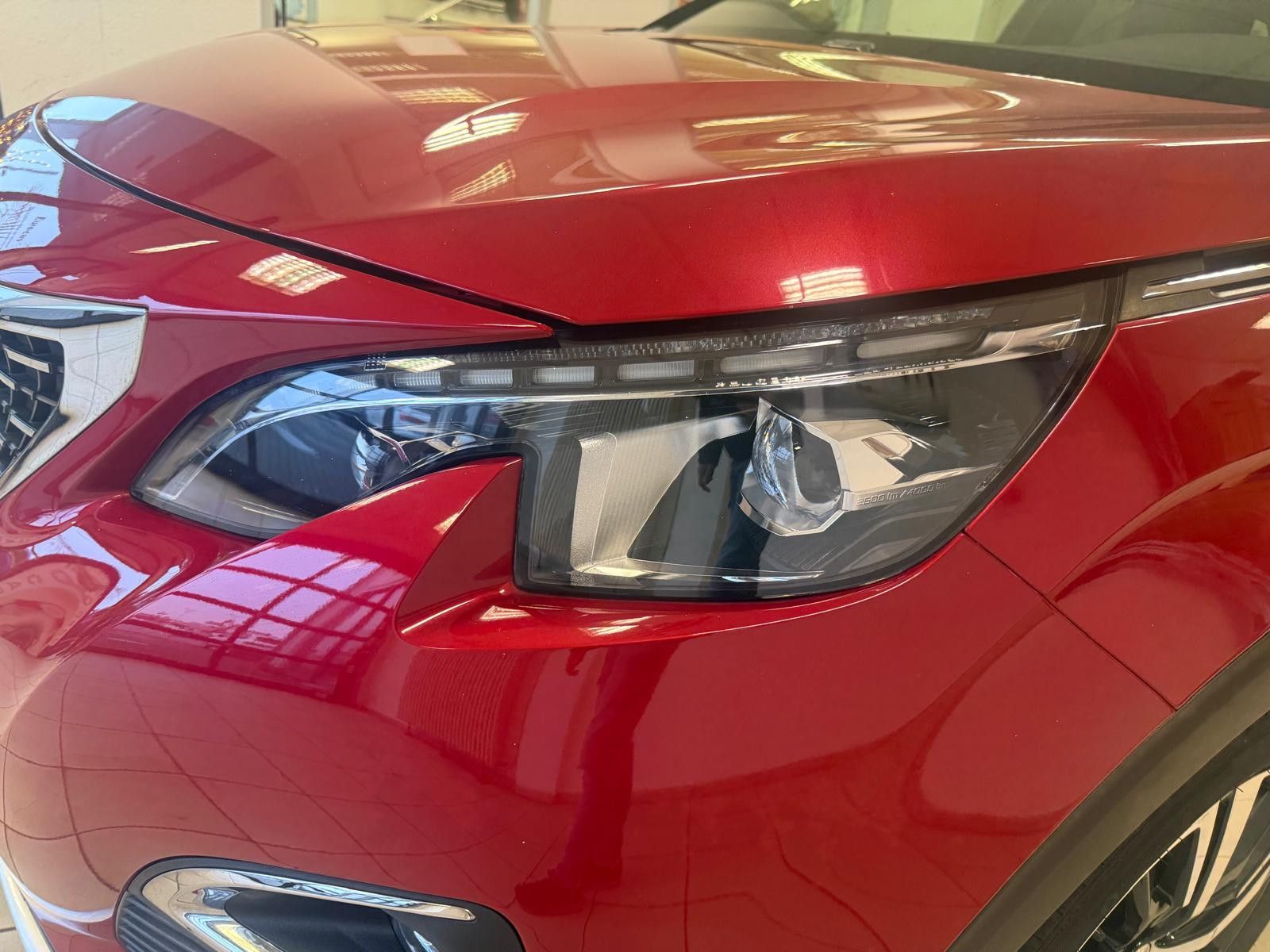 Fahrzeugabbildung Peugeot 3008 Allure  GT /SCHECKHEFT/ LED/AHK/ PANORAMA