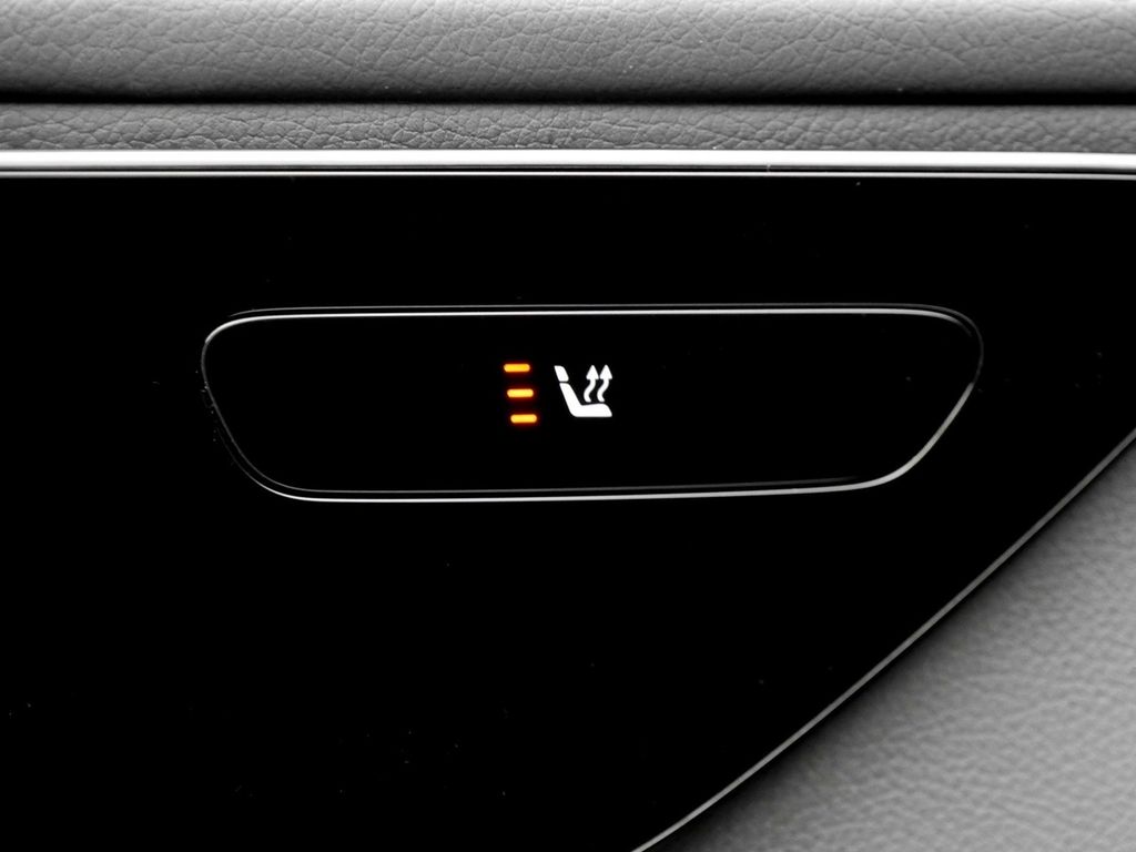Mercedes-Benz C 220 d T |Avantgarde|DISTR|LED|NAVI|KEYL|KAM|LM