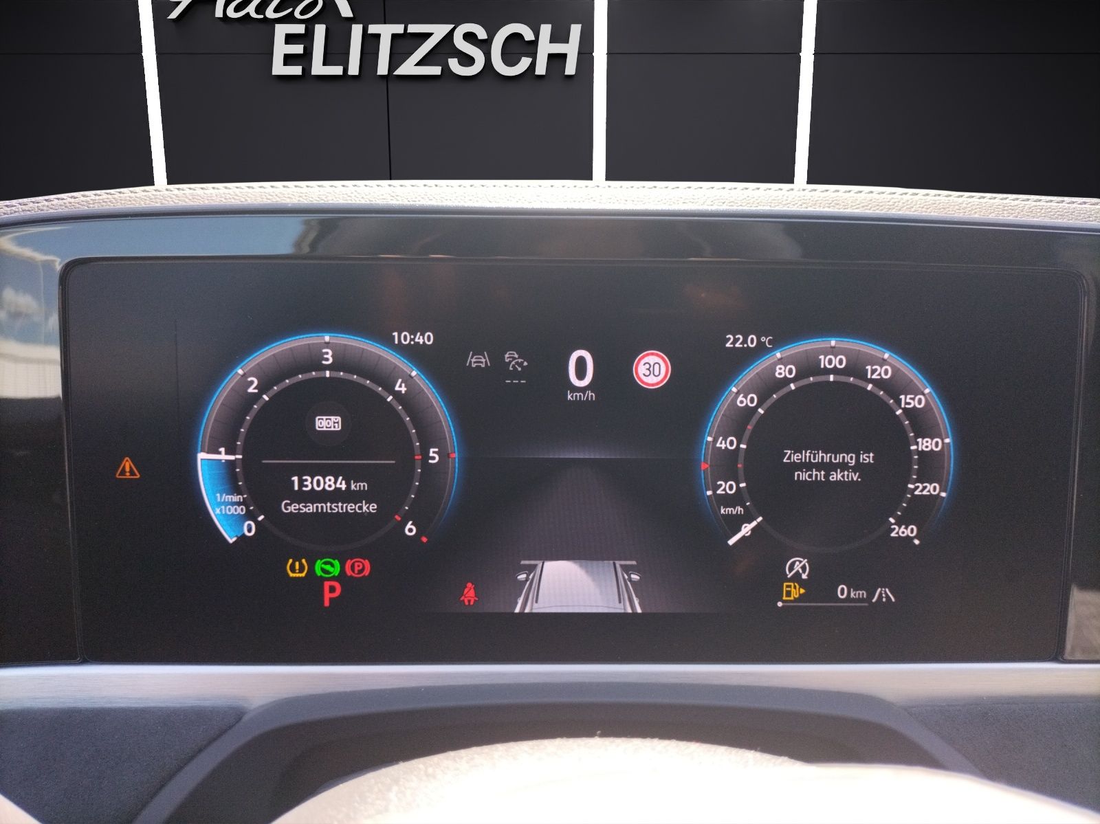 Fahrzeugabbildung Volkswagen Passat TDI DSG R-Line Black Style MATRIX ACC DCC