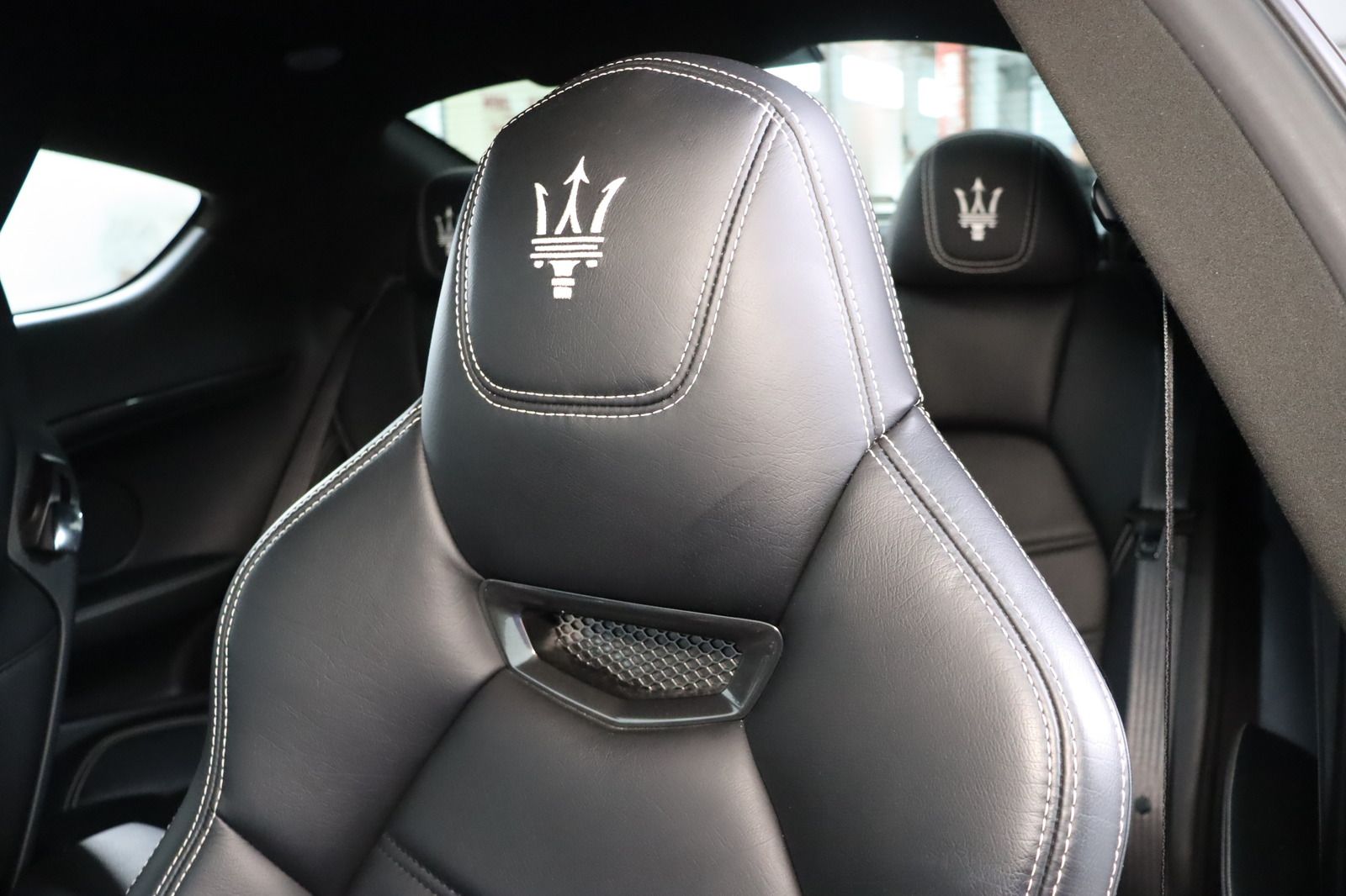 Fahrzeugabbildung Maserati Granturismo Sport * Bi-Xenon * Navi * RFK