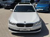 BMW 5 Touring 520 i/PANO/HeadUp/LED/LUFT/RCAM - BMW 520 Kombi 520i mit Benzin-Antrieb