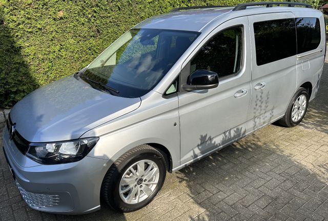 Volkswagen VW Caddy mit Rollstuhlumbau 