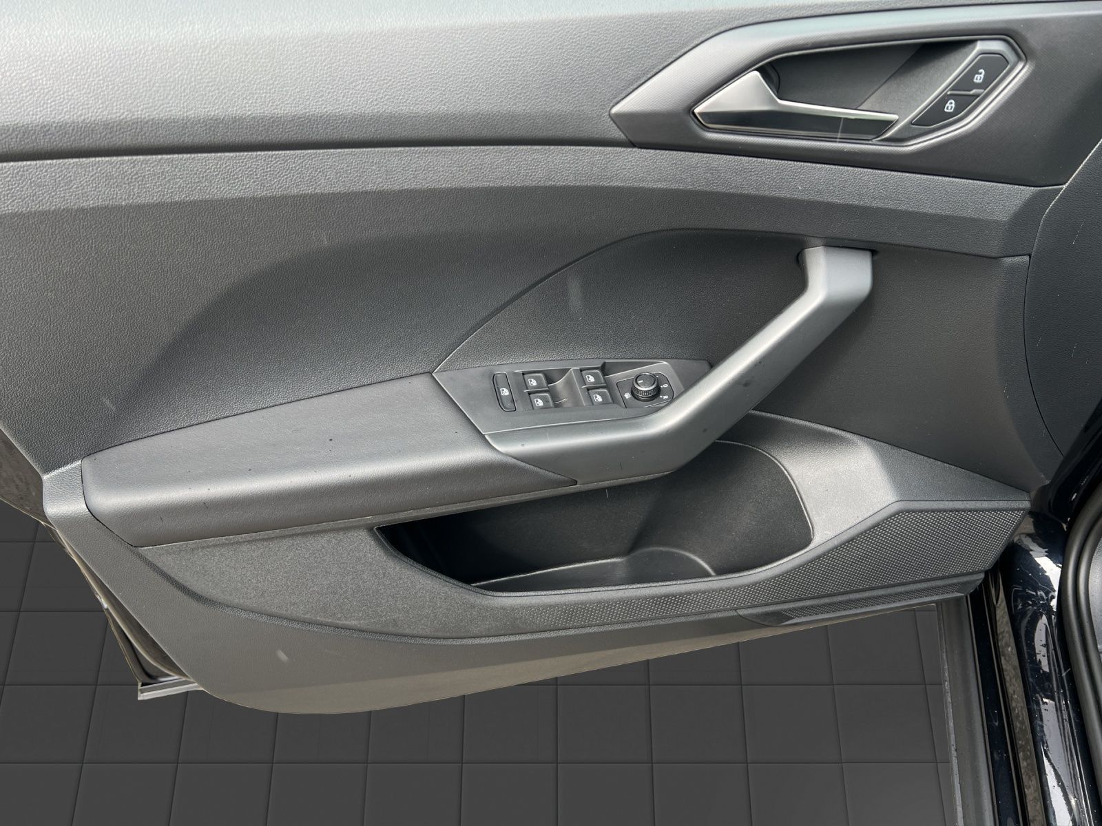 T-Cross 1.0 TSI LED*SHZ*App-Connect