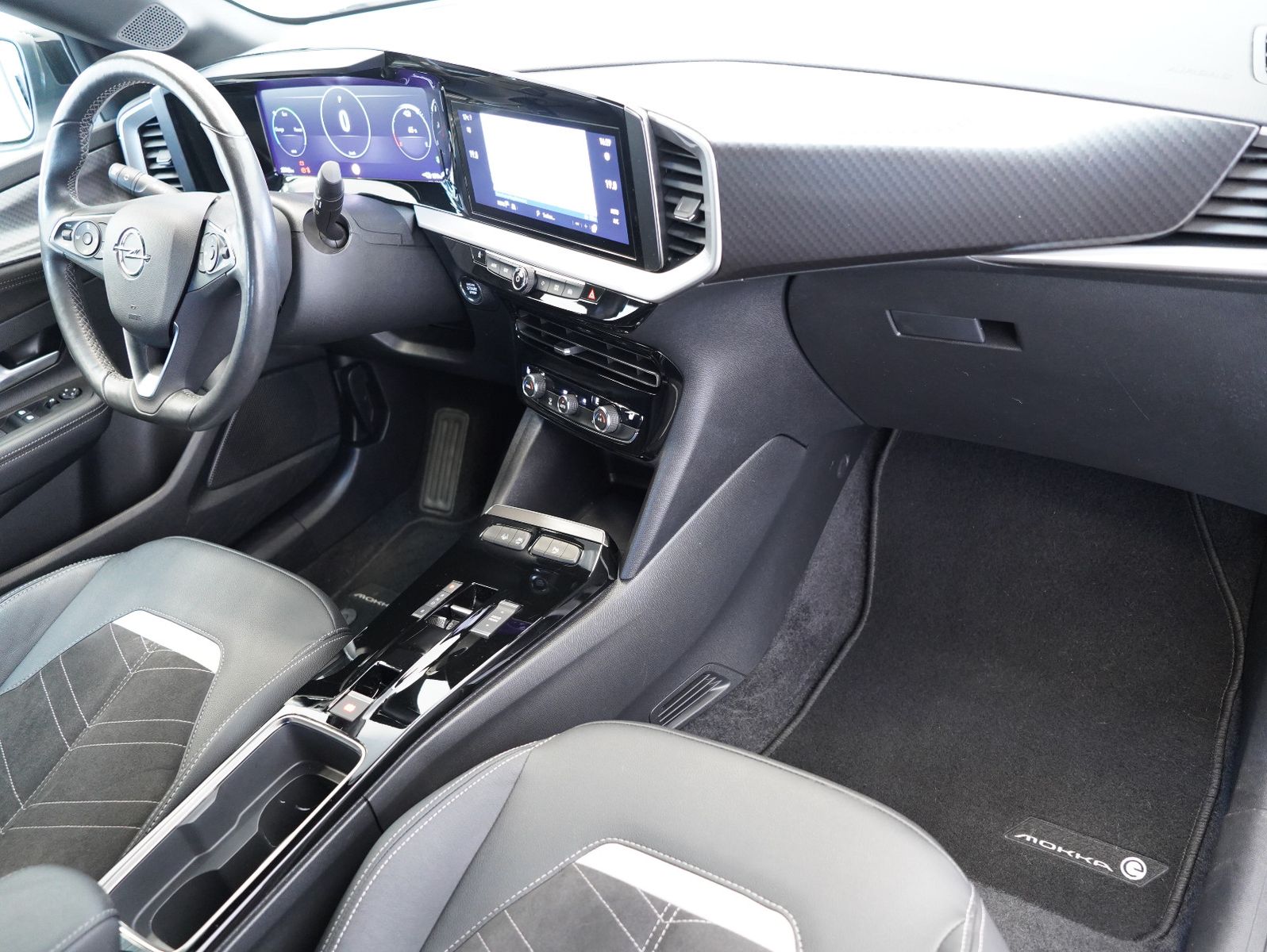 Fahrzeugabbildung Opel Mokka e Ultimate INTELLILUX/ACC/NAVI/SOH