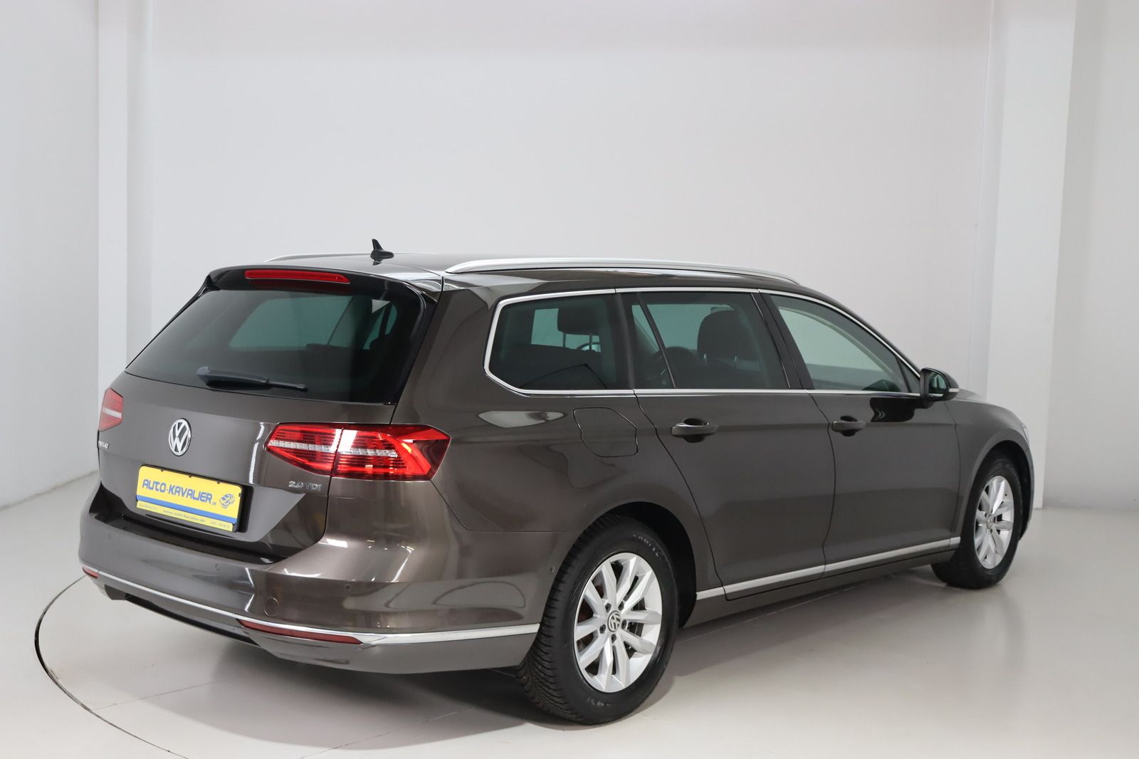 Fahrzeugabbildung Volkswagen Passat Variant 2.0 TDI Highline BlueMotion DSG