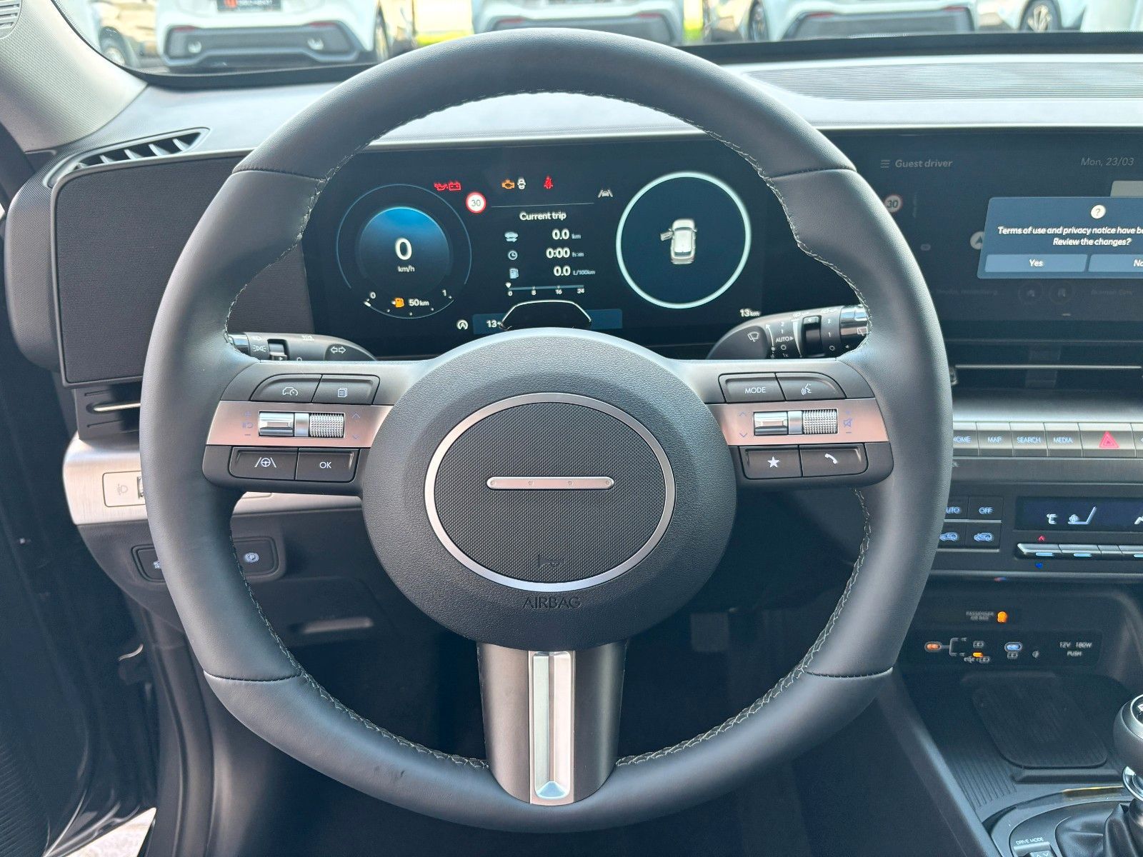 Fahrzeugabbildung Hyundai Kona 1.6 T-GDI Trend KlimaA,LED,Navi,SHZ,el.Heck