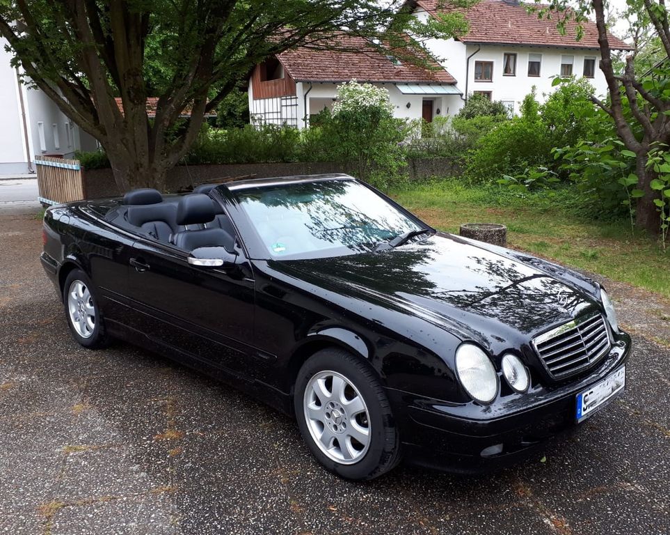 Mercedes-Benz CLK 200