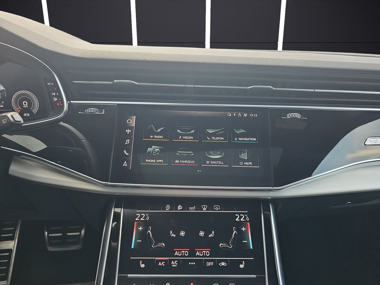 Fahrzeugabbildung Audi Q8 50 TDI Q S line MATRIX ACC 21" AIR PANO HuD A