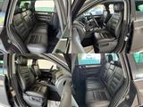 Volkswagen Touareg 3.0 V6 TDI R-Line Individual|AHK|STANDHZ - VW Touareg Gebrauchtwagen in Hamburg