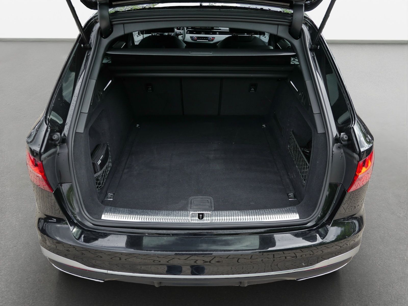 Audi A4 - Bild 11