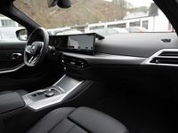 BMW 318 - Vorschau Bild 10