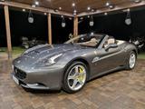 Ferrari California 4.3 V8 Serviced by Ferrari - Ferrari California: Cabrio