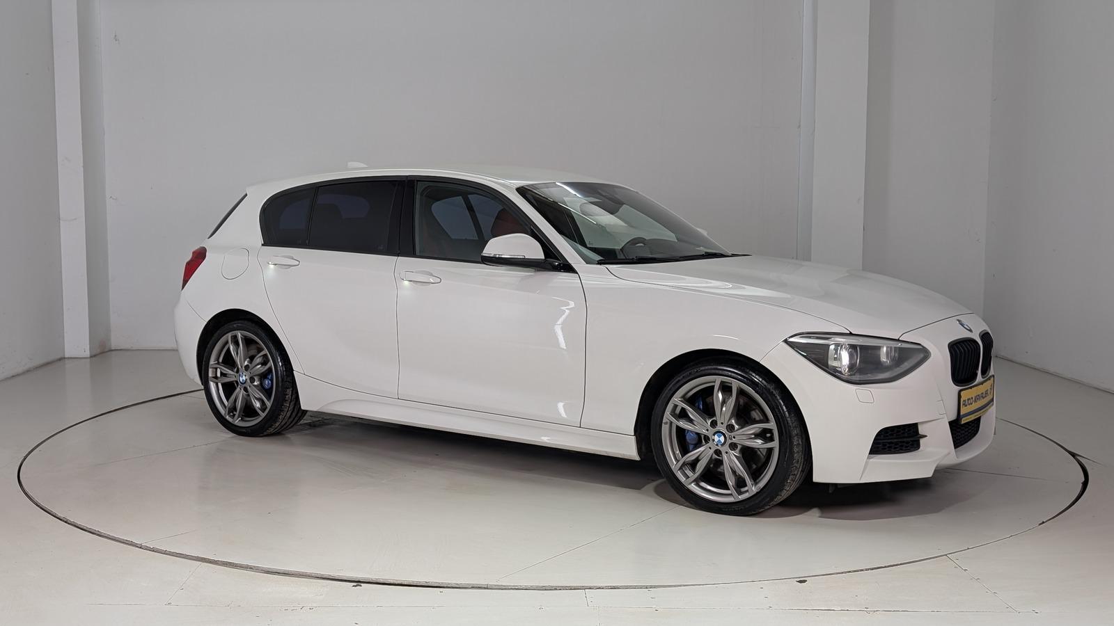 BMW M135I - XDRIVE - 320 CV - BVA - CARNET ENTRETIEN