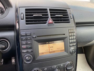 Bild 11 Mercedes-Benz A 170 A -KLASSE KLIMA ALLWETTERREIFEN BREMSE NEU