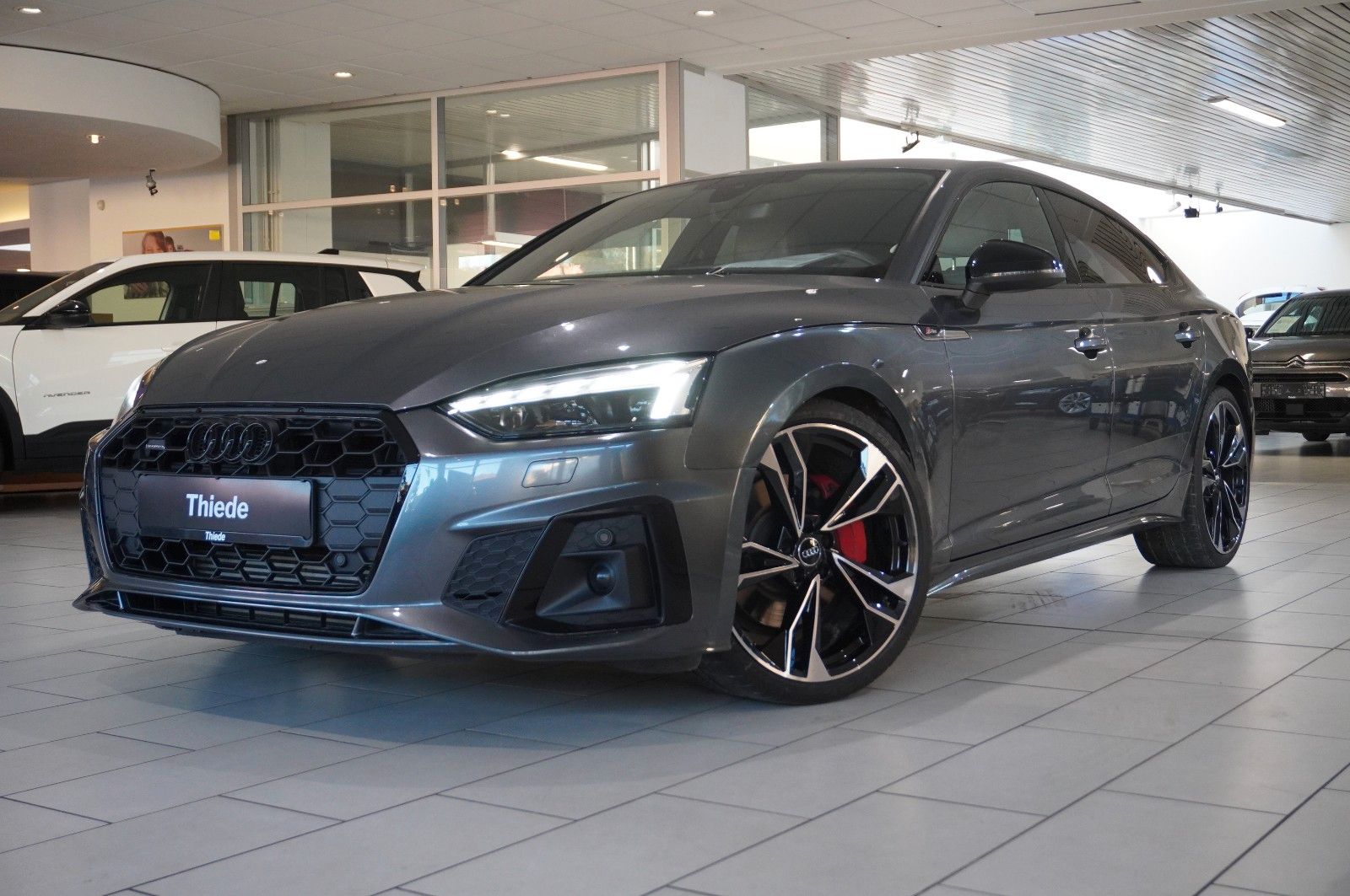 Fahrzeugabbildung Audi A5 Sportback 45 TFSI QUATTRO S-LINE NAVI/MATRIX