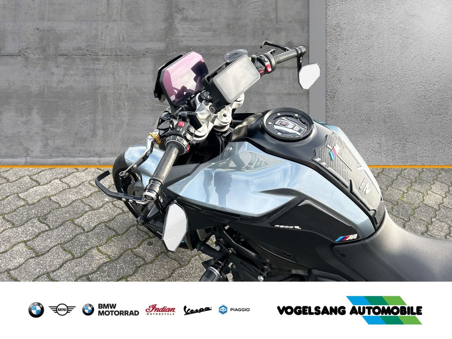 Fahrzeugabbildung BMW F 900 R Alle Pakete, Style Exclusive, Verkauf in