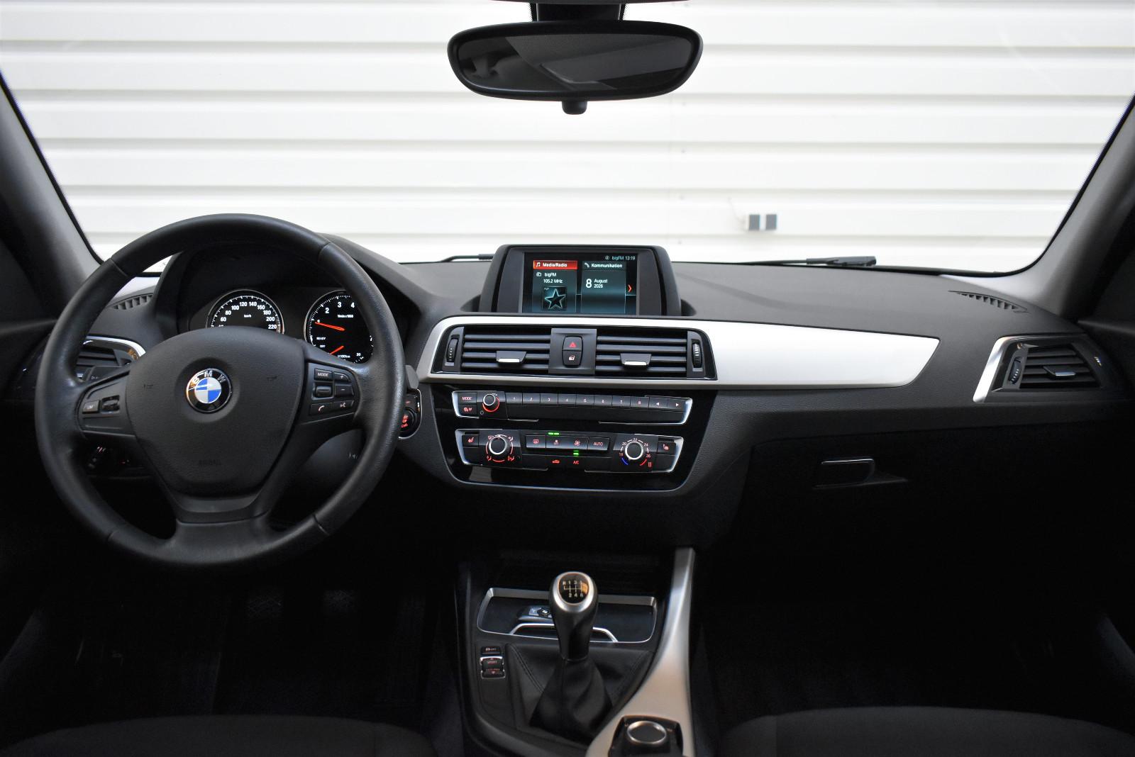 BMW 118i 5-trg.+Sitzheizung+Einparkhilfe+Klimaautom.