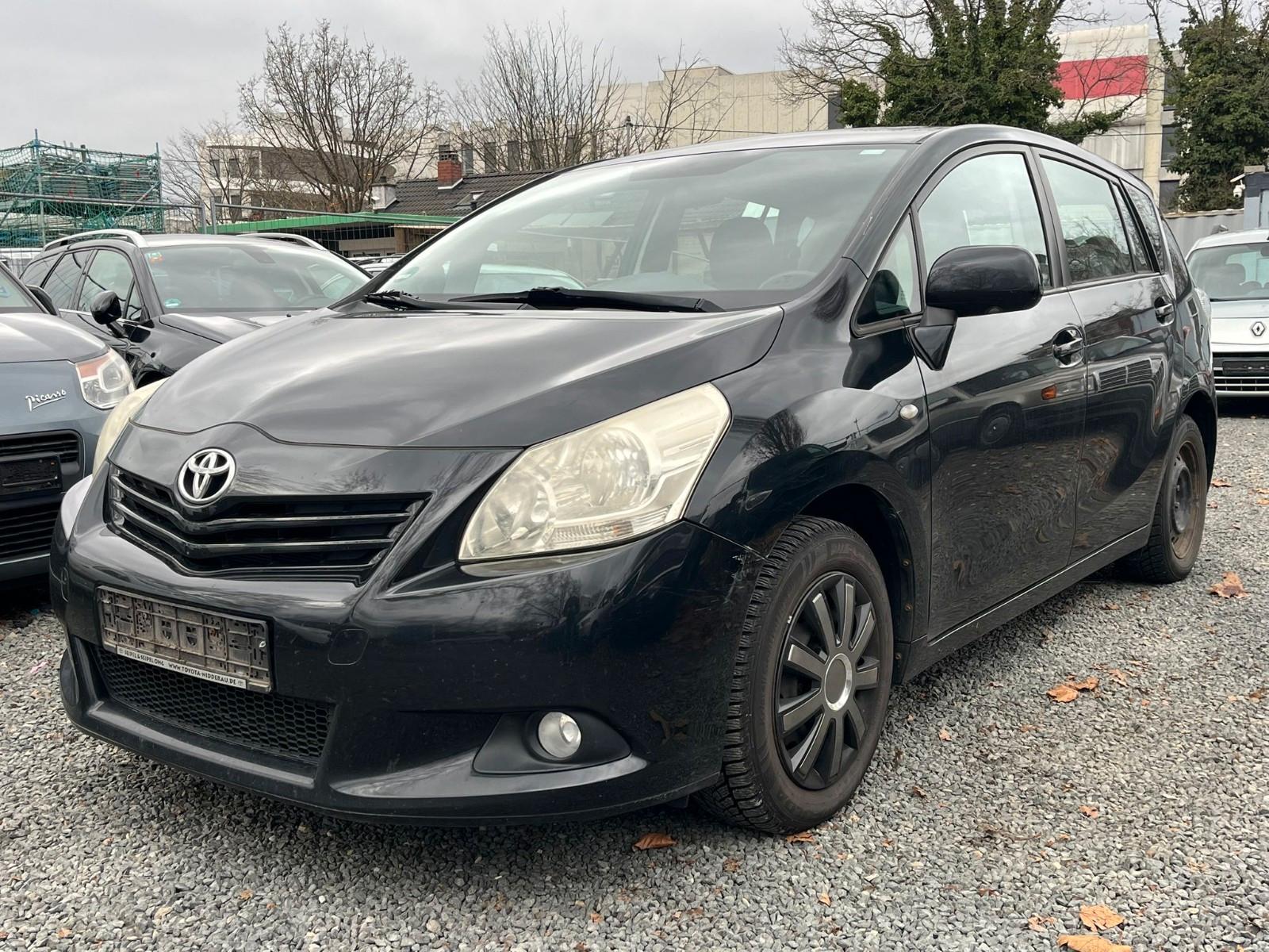 Toyota Verso Life
