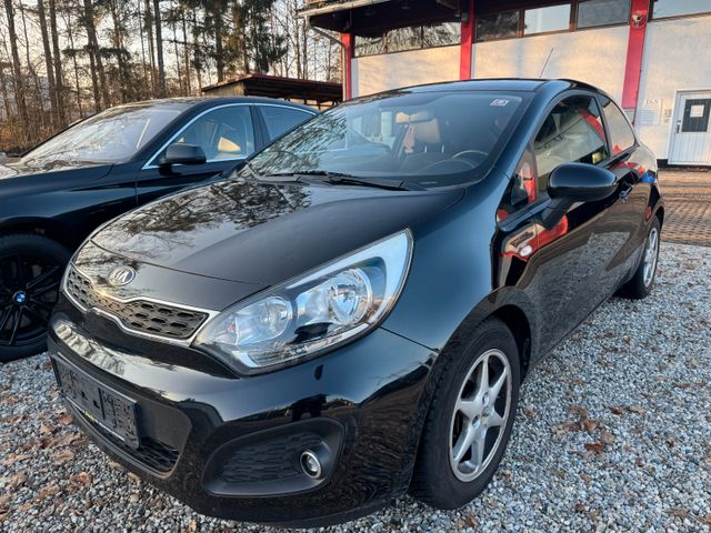 Kia Rio Dream Team/SHZ/Klimaaut/Lenkradheizung