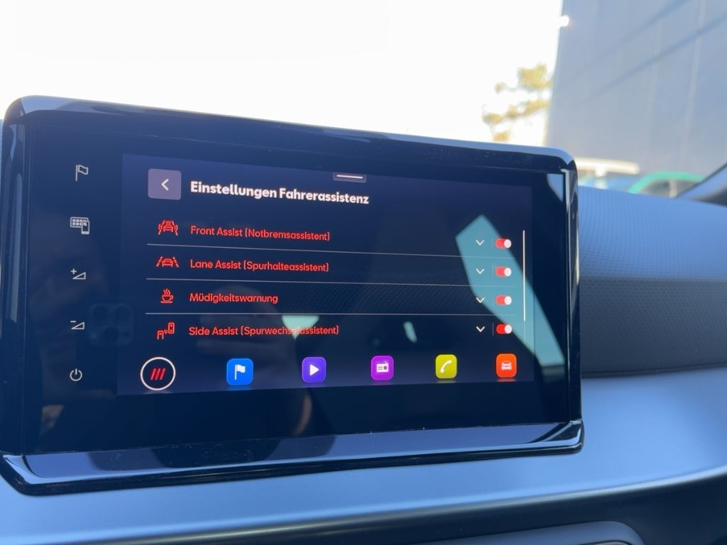 Fahrzeugabbildung SEAT Arona FR Facelift, Navi, 18'', Sitzh.,VOLL-LED