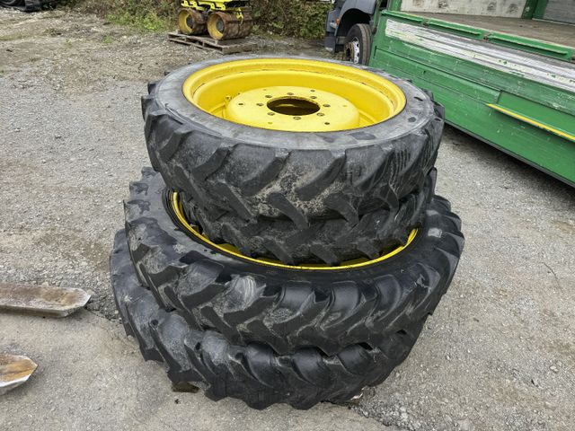 John Deere Reifen 270/80R32 x 270/95R44