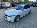 BMW 330xi X Drive 3.0 R6, 234PS - M-Paket - BMW 330: Limousine, 3.0