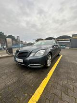 Mercedes-Benz MB E 220 CDI T /Avantgarde/AHK/HarmanKardo... - Mercedes-Benz E 220 in Bielefeld