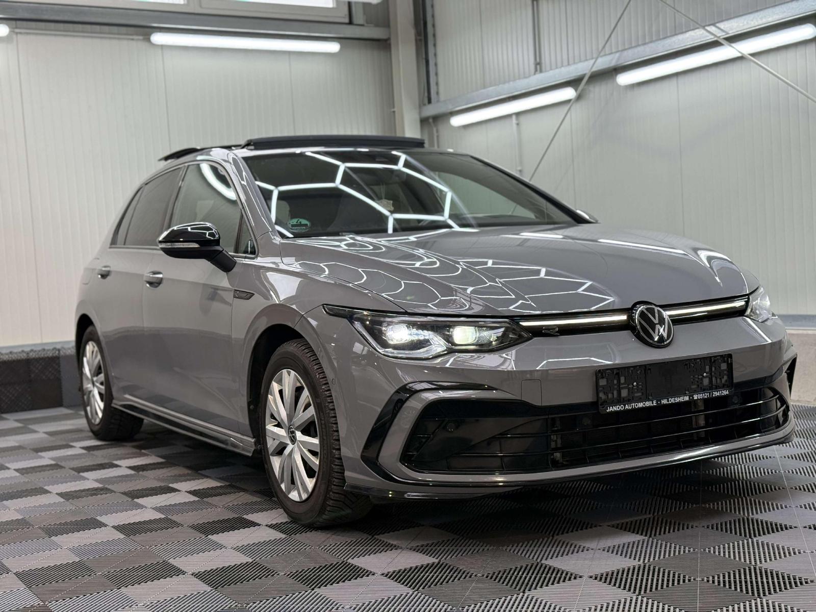 Volkswagen Golf Golf VIII R-Line Matrix LED, HUD, Ambiente,