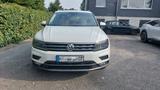 Volkswagen Tiguan 2.0 TDI 4M DSG Highline 2. Hd Pano, Leder - Volkswagen Gebrauchtwagen in Iserlohn