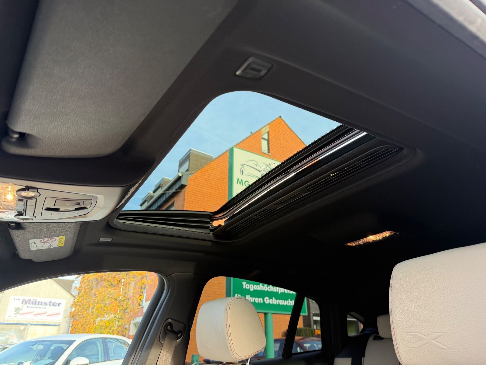 Fahrzeugabbildung BMW X4 xDrive 35 d M SPORT STANDHEIZUNG AHK SD LED