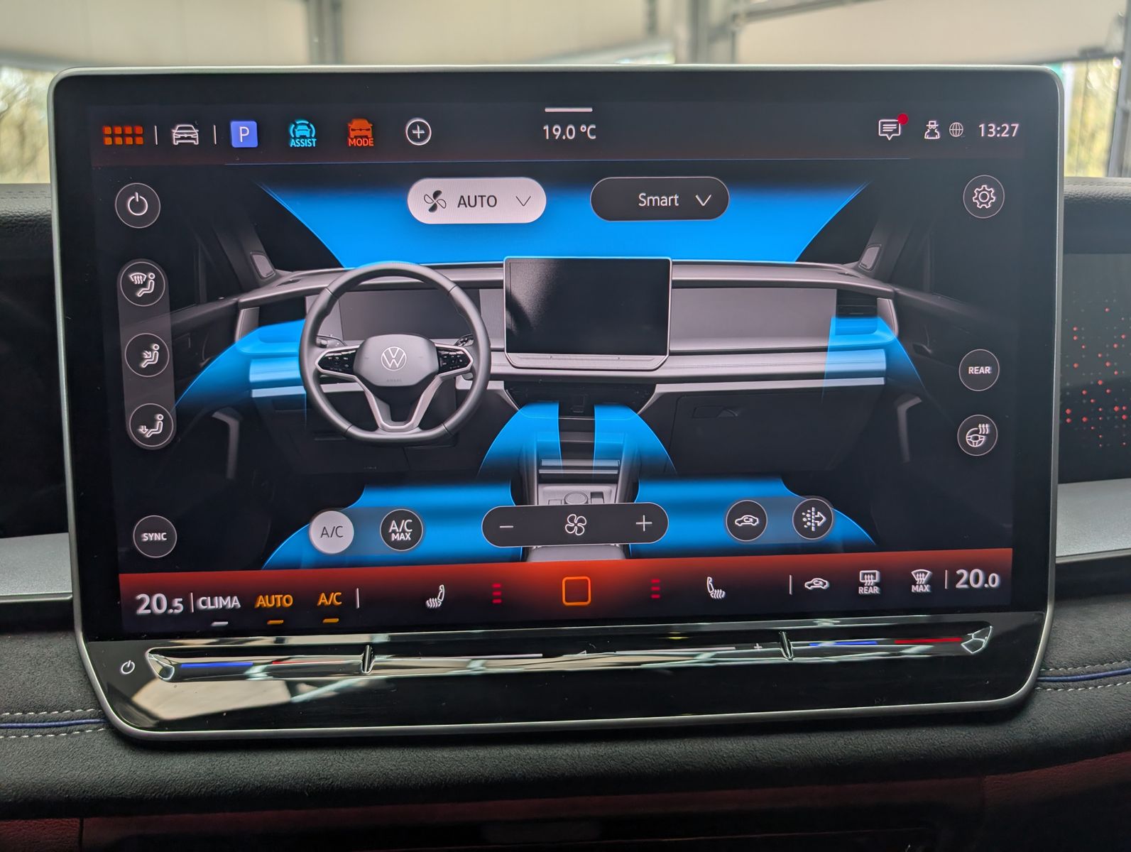 Fahrzeugabbildung Volkswagen Tayron 2.0TDI 4M R-Line Launch Pano Black AHK 20