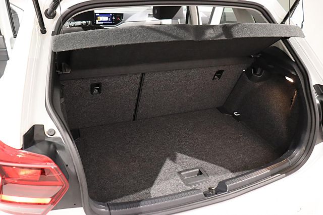 Polo IQ.DRIVE 1.0 TSI ACC NAVI SHZ BT PARKASSIST