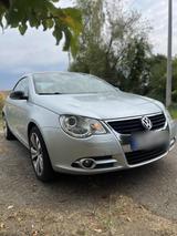 Volkswagen EOS 2.0 TDI /2006 / TÜV 5/27 - Volkswagen Eos in Solingen
