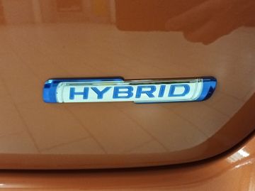 Fotografie 15 des Suzuki Swift Comfort 1.2 Hybrid Navi SHZ Klima