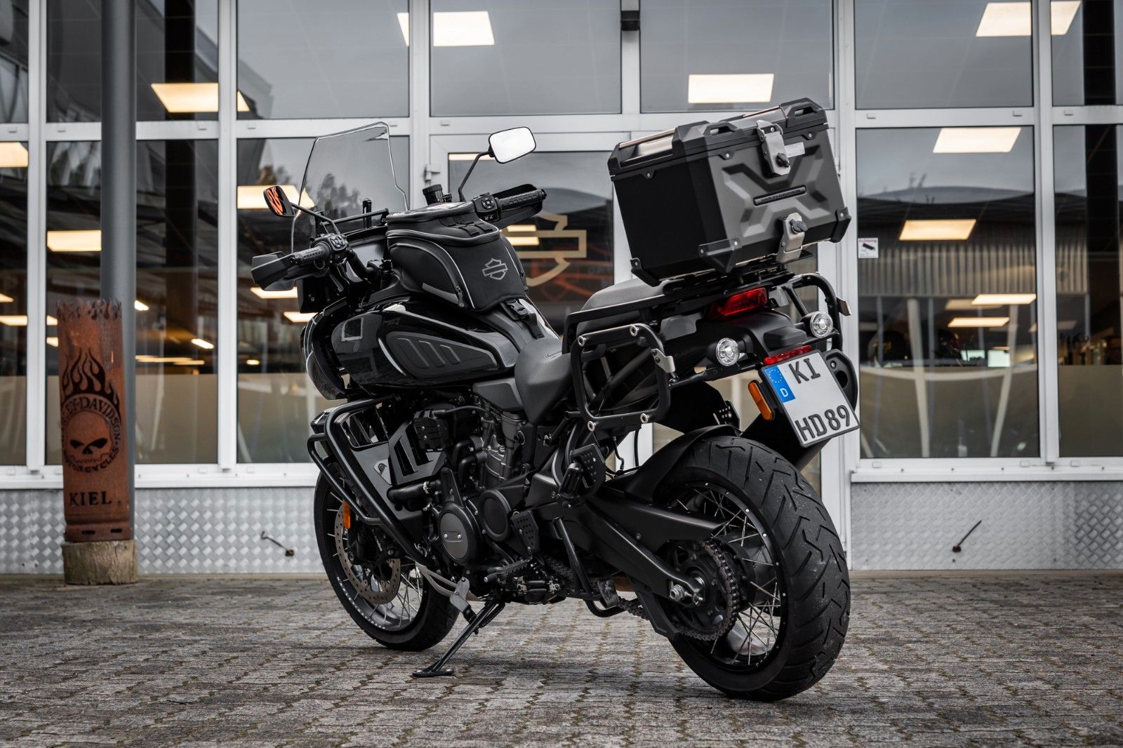 Fahrzeugabbildung Harley-Davidson RA1250S Pan America Special - TOURING PAKET