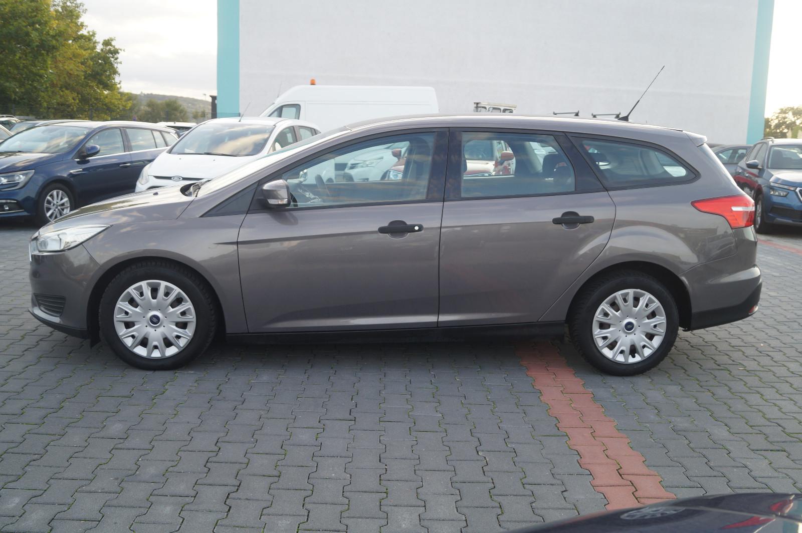 Ford Focus 2015 — engine 998 cm³, 101 HP (74kW)
