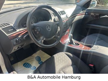 Mercedes E 240 - 11