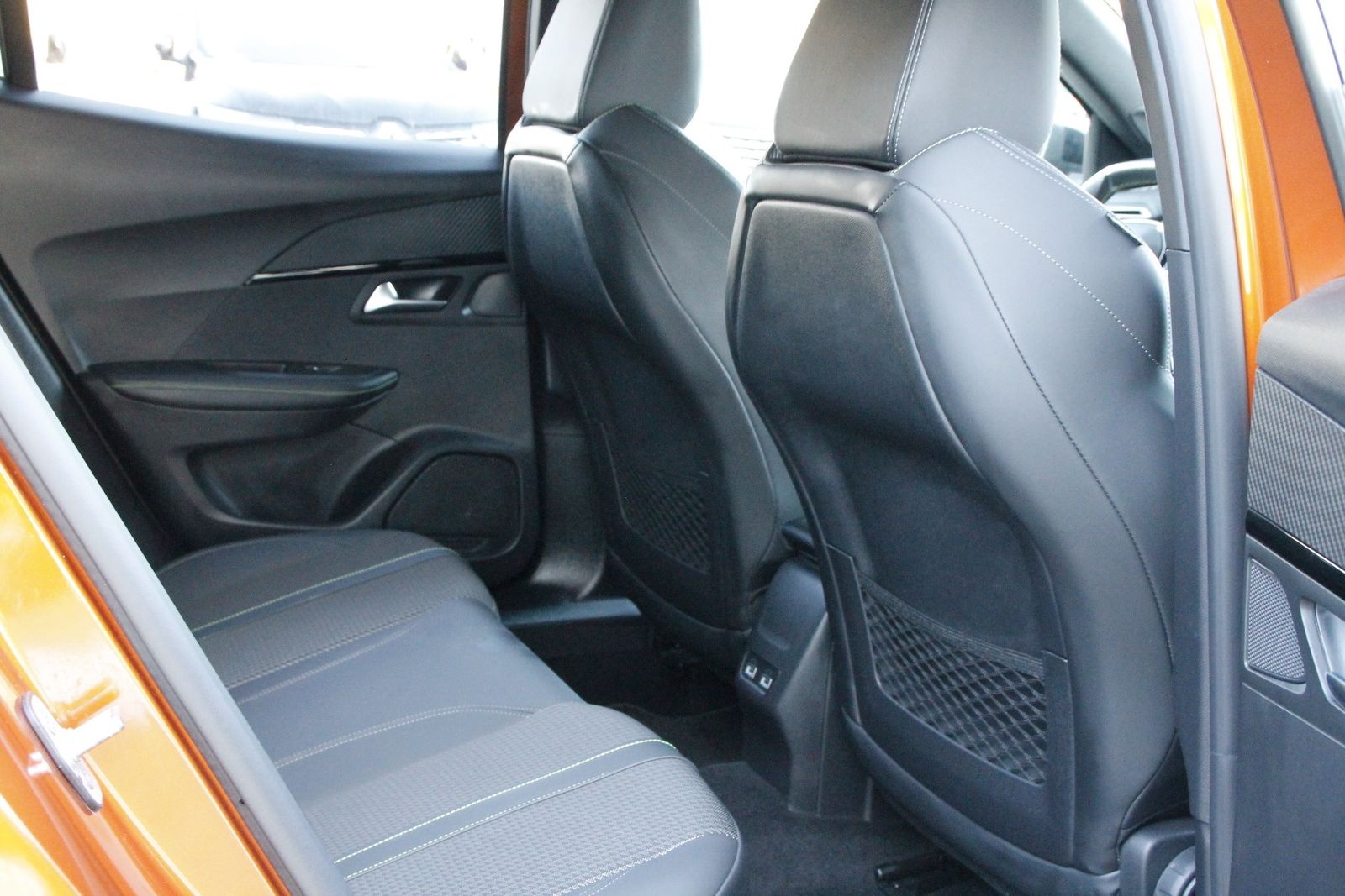 Fahrzeugabbildung Peugeot 2008 (P1) GT PureTech