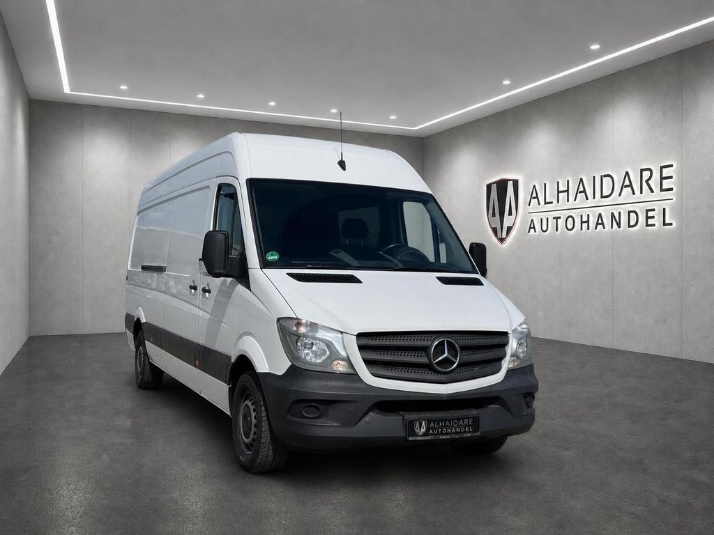 Image of Mercedes-Benz Sprinter