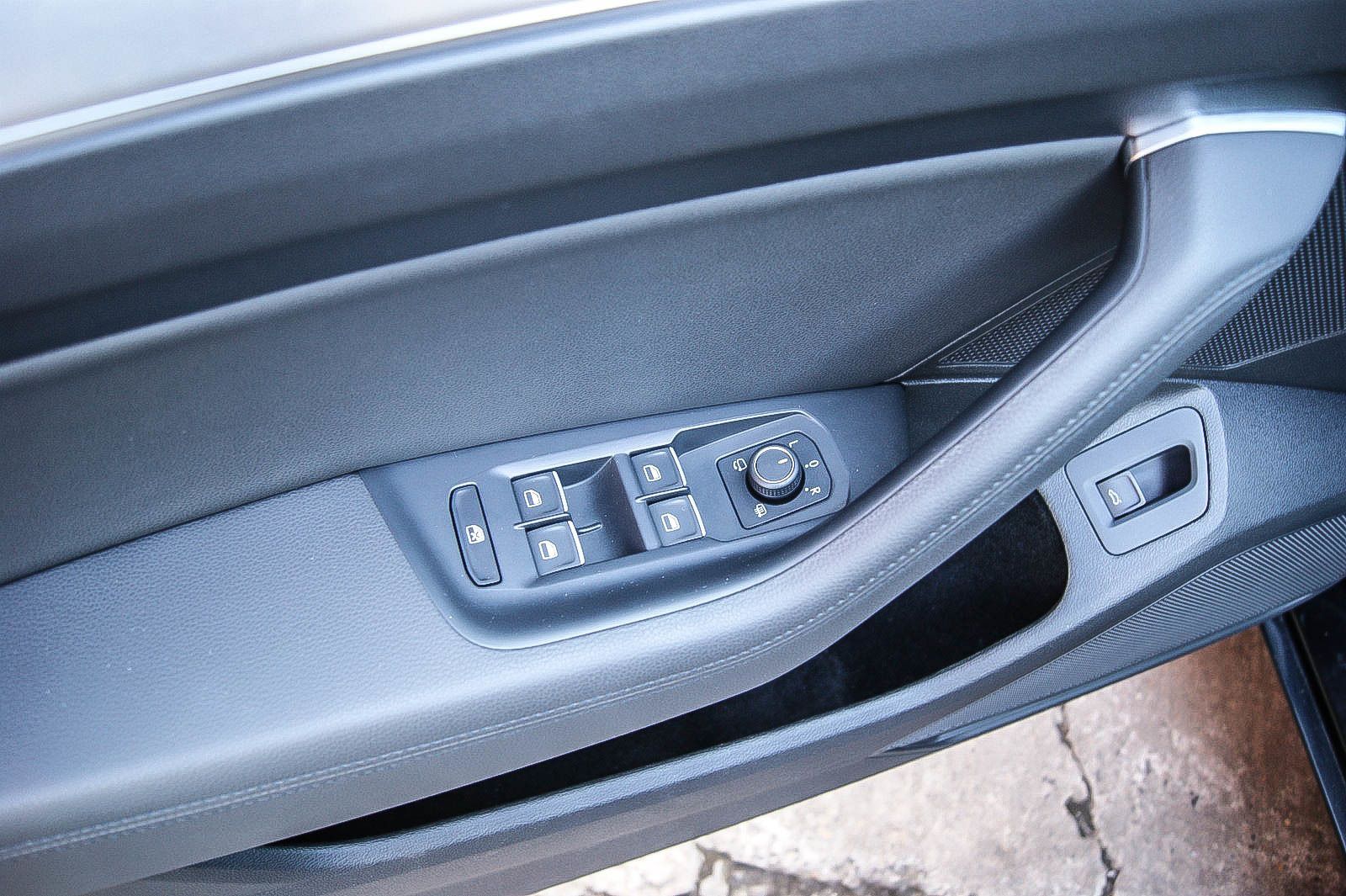 Fahrzeugabbildung Volkswagen Passat Variant 14TSI HIGHLINE ACC PREMIUM KESSY