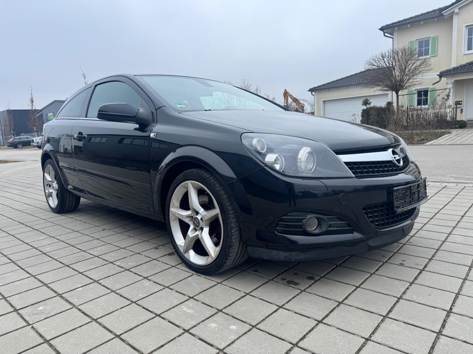 Opel Astra H GTC Innovation"110 Jahre"