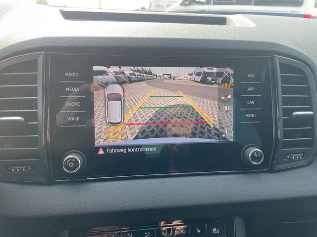 Skoda Karoq 1.0 TSI TOUR *SHZ*AHK*MATRIX*KLIMA*KESSY